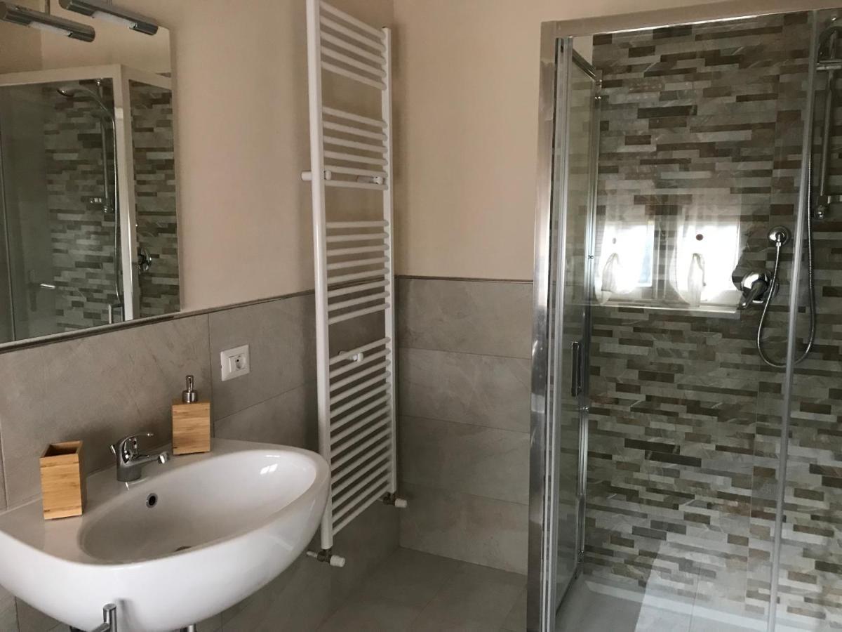 Bed&Breakfast Benedetta Cantagrillo Bagian luar foto