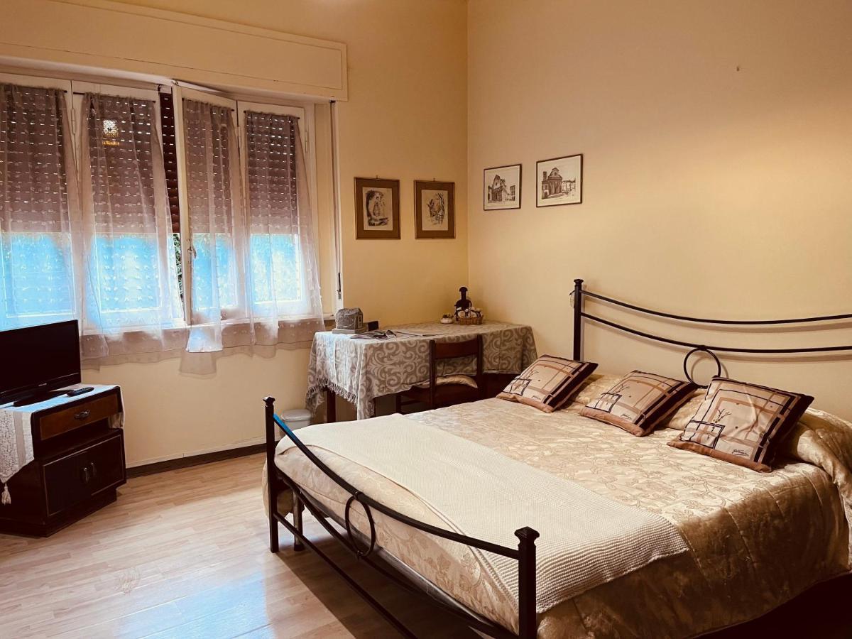 Bed&Breakfast Benedetta Cantagrillo Bagian luar foto