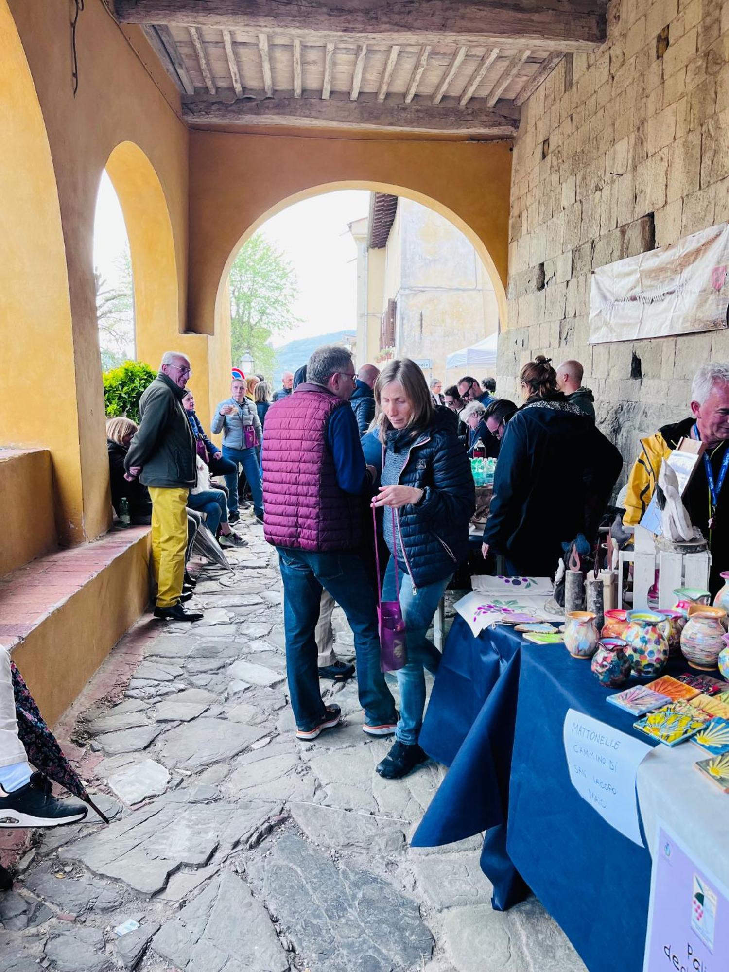 Bed&Breakfast Benedetta Cantagrillo Bagian luar foto
